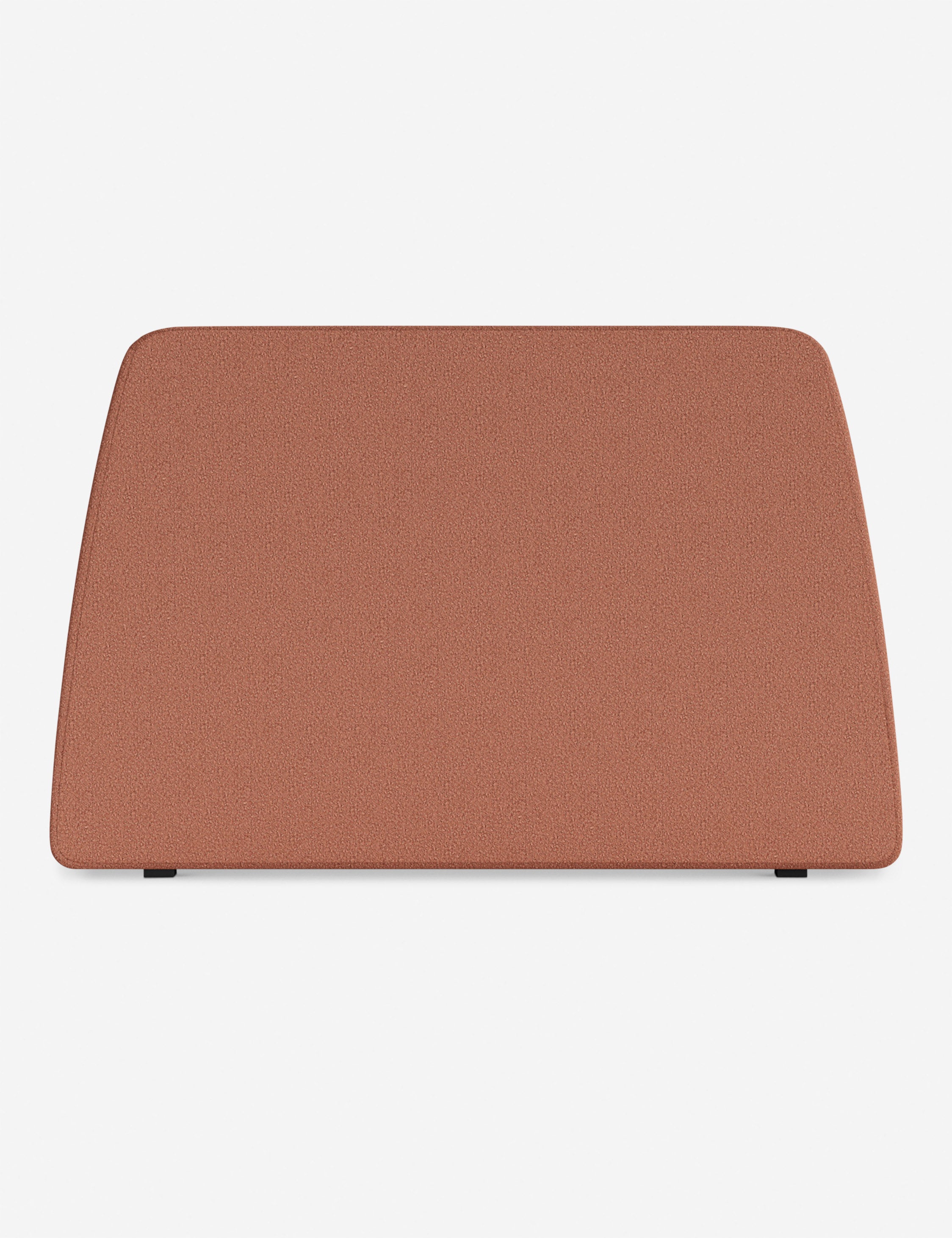 Lit plateforme Lama par DISC Interiors