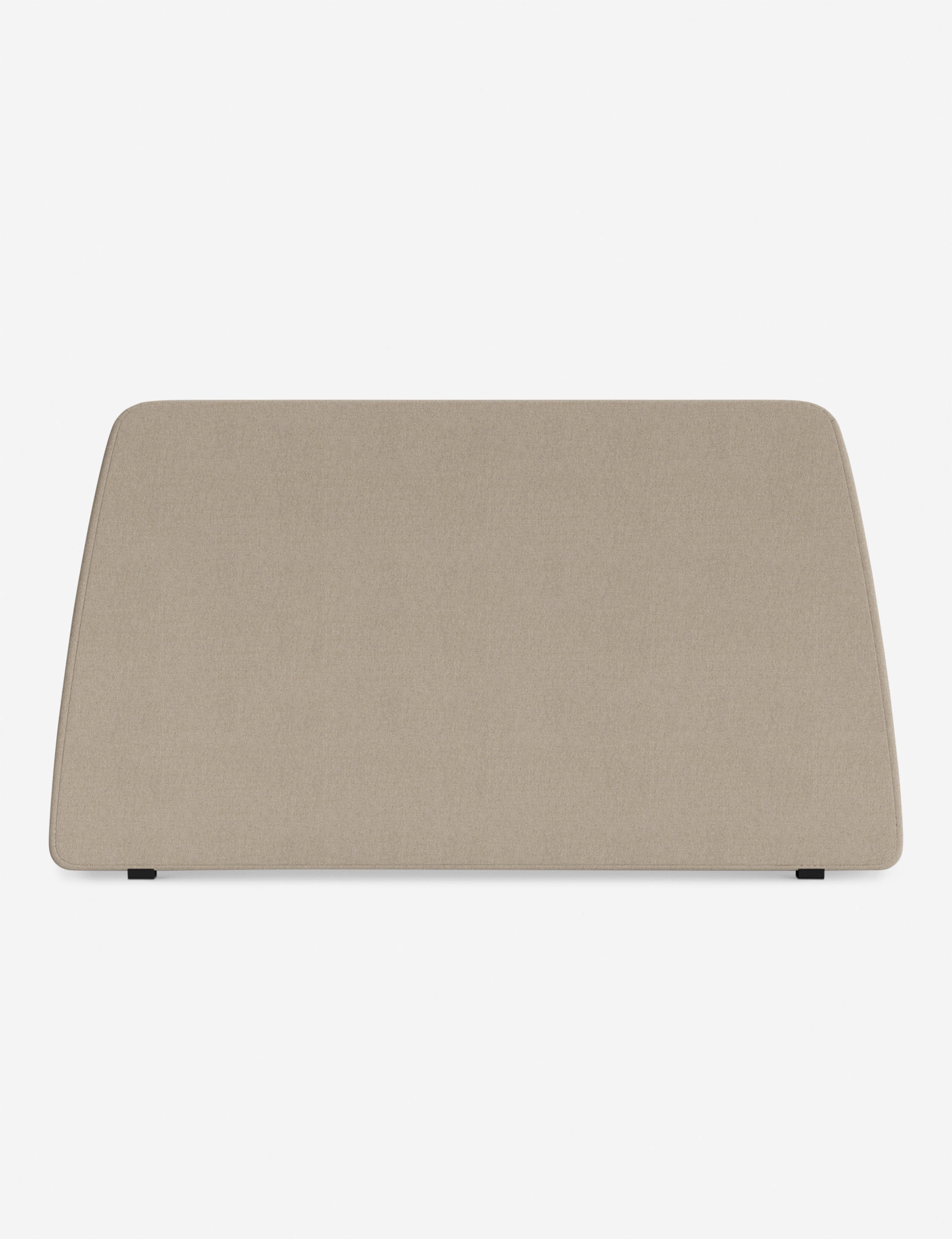 Lit plateforme Lama par DISC Interiors