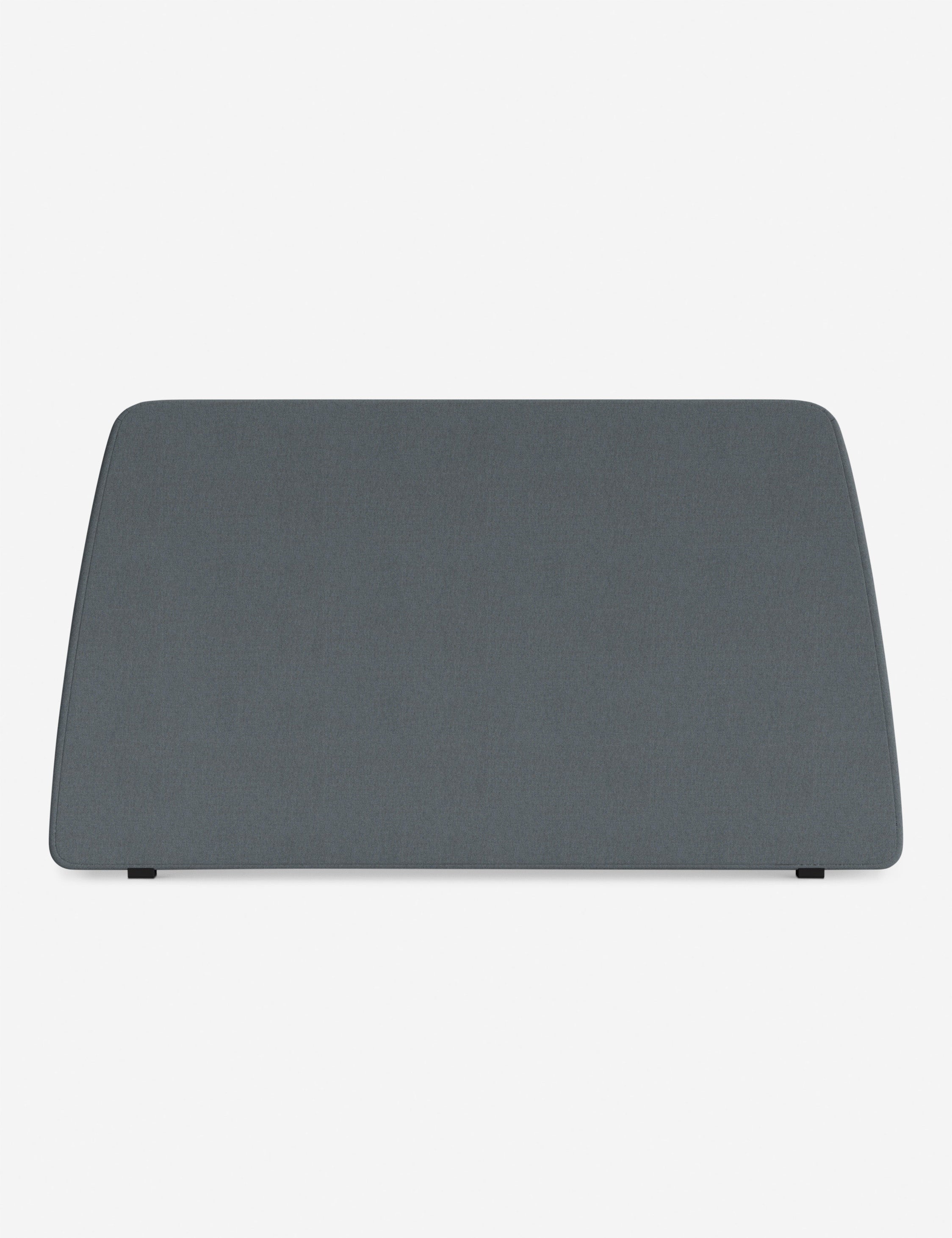 Lit plateforme Lama par DISC Interiors