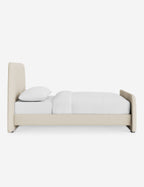 Lit plateforme Lama par DISC Interiors
