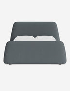 Lit plateforme Lama par DISC Interiors