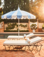 Parasol d'extérieur Aamu 8'6 Pagoda par Sarah Sherman Samuel