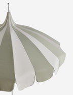 Parasol d'extérieur Aamu 8'6 Pagoda par Sarah Sherman Samuel