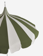 Parasol d'extérieur Aamu 8'6 Pagoda par Sarah Sherman Samuel