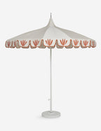 Parasol d'extérieur Aamu 8'6 Pagoda par Sarah Sherman Samuel