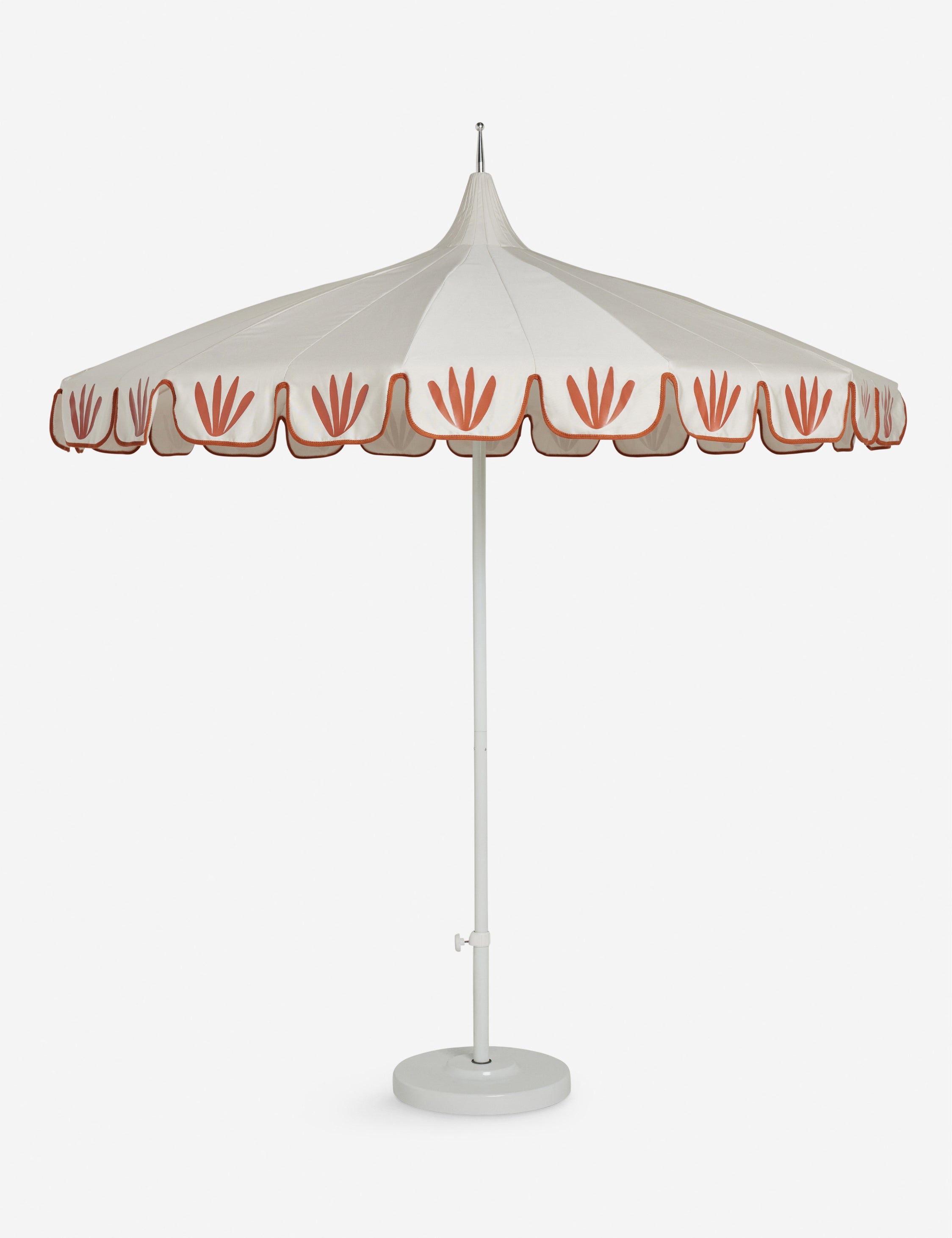 Parasol d'extérieur Aamu 8'6 Pagoda par Sarah Sherman Samuel