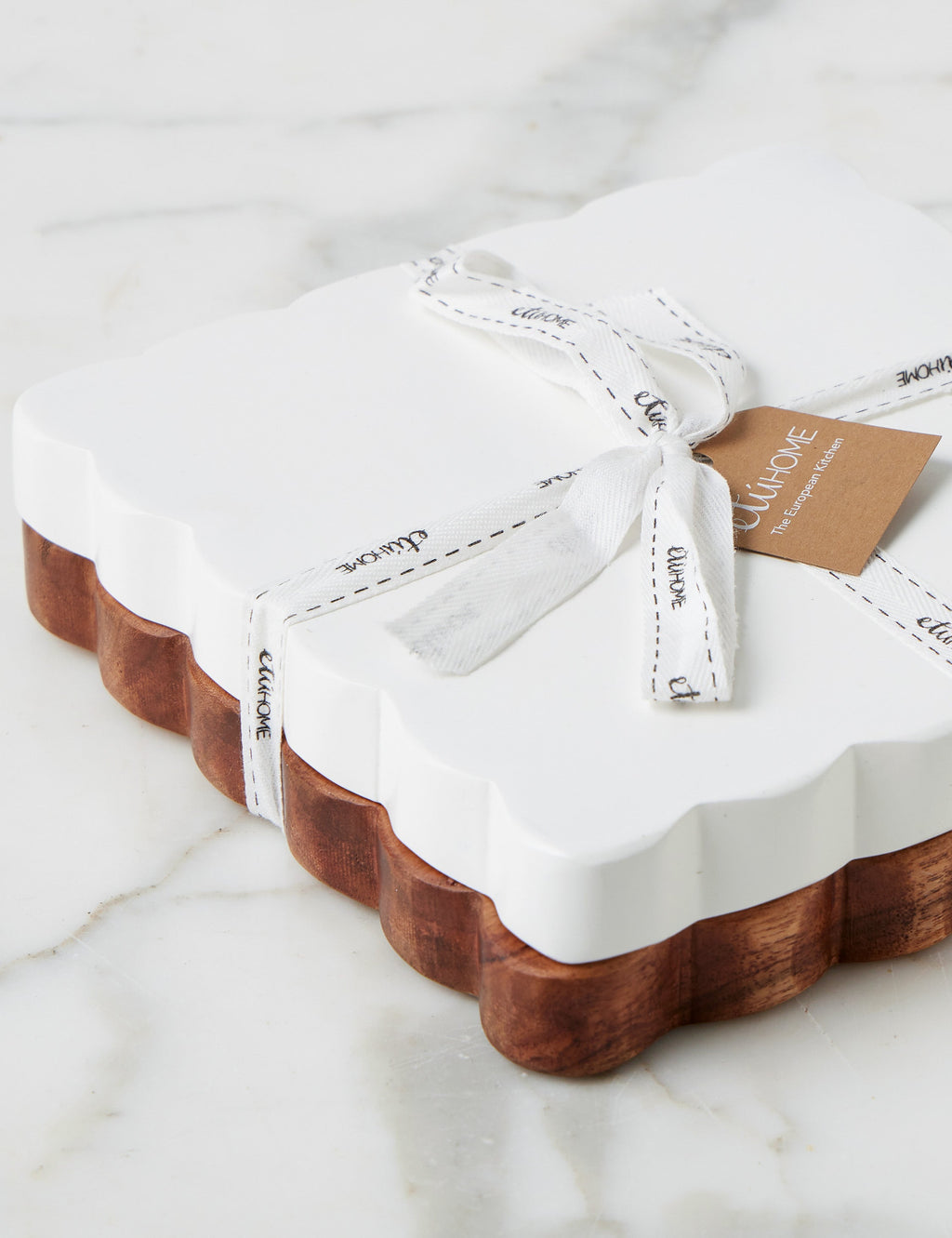 Planches à fromage festonnées en bois (lot de 2) par etúHOME