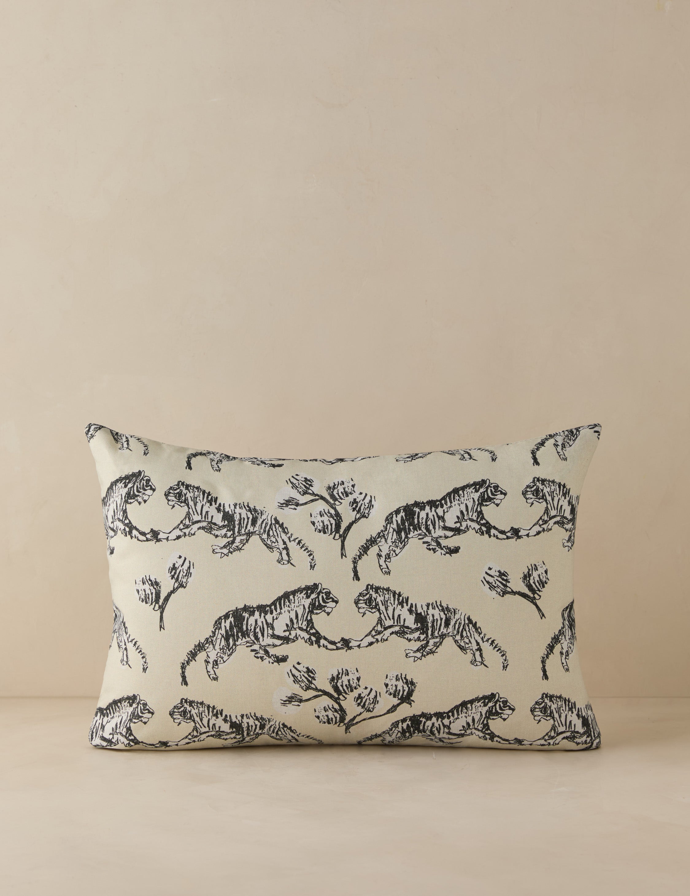Coussin d'intérieur/extérieur Tigre par Sarah Sherman Samuel